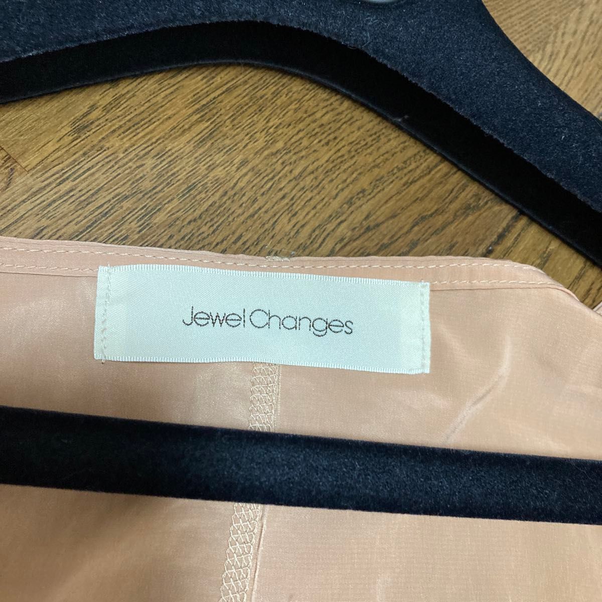 日本製 JewelChanges ジュエルチェンジズ　オーバーサイズプルオーバー　オレンジベージュ