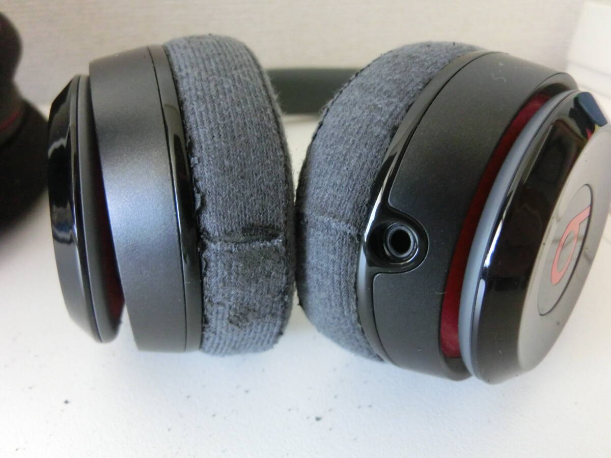 中古品 保管品 Beats by Dr.Dre beats solo2 ビーツ ヘッドホン ワイヤレス 折りたたみ ブラック/激安1円スタート_画像7