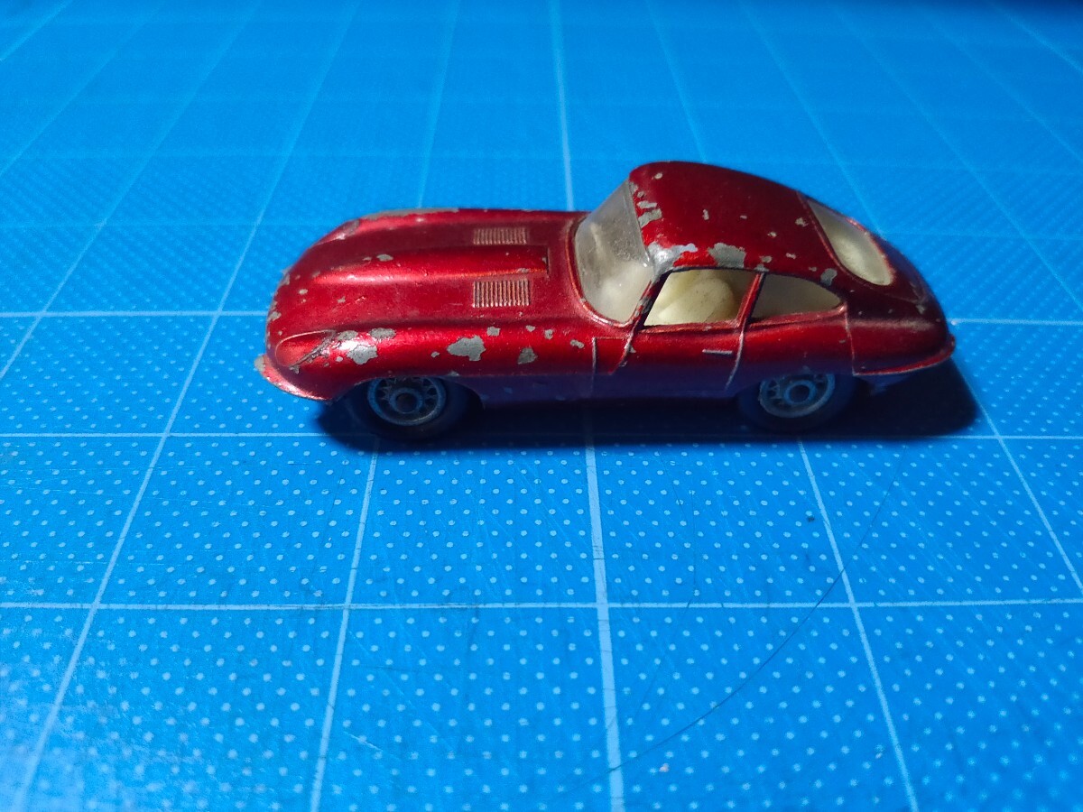 MATCHBOX LESNEY No.32 JAGUAR “E“-TYPE マッチボックス レズニー ジャガー Eタイプ イギリス製 ミニカー_画像1