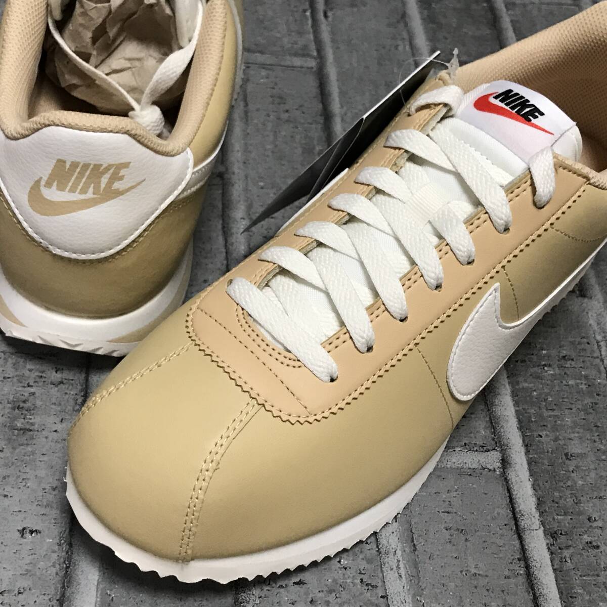 【新品】メンズ26.5～27cm★NIKE W CORTEZ（ナイキ コルテッツ）★天然皮革★ベージュ系カラーの画像5