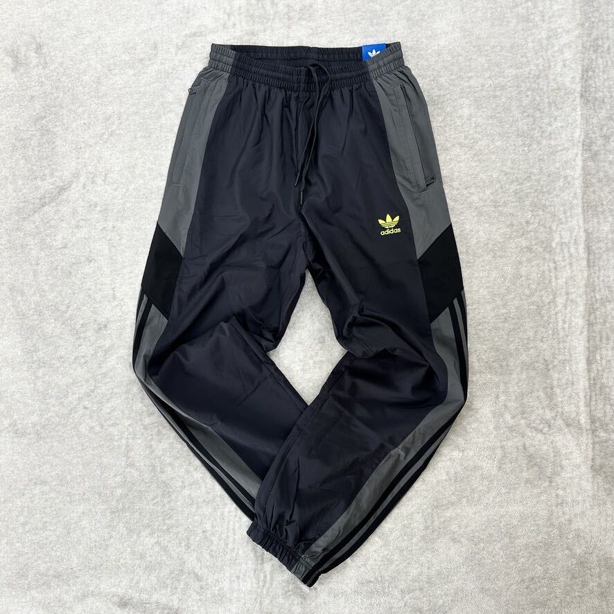 [ cheap postage ] new goods unused adidas Originals L size Adidas Originals truck pants Jim u-bn nylon black black 