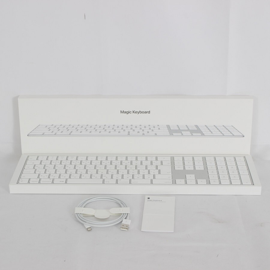 【美品】Apple Magic Keyboard MQ052J/A シルバー テンキー付き JIS マジックキーボード アップル 本体_画像1