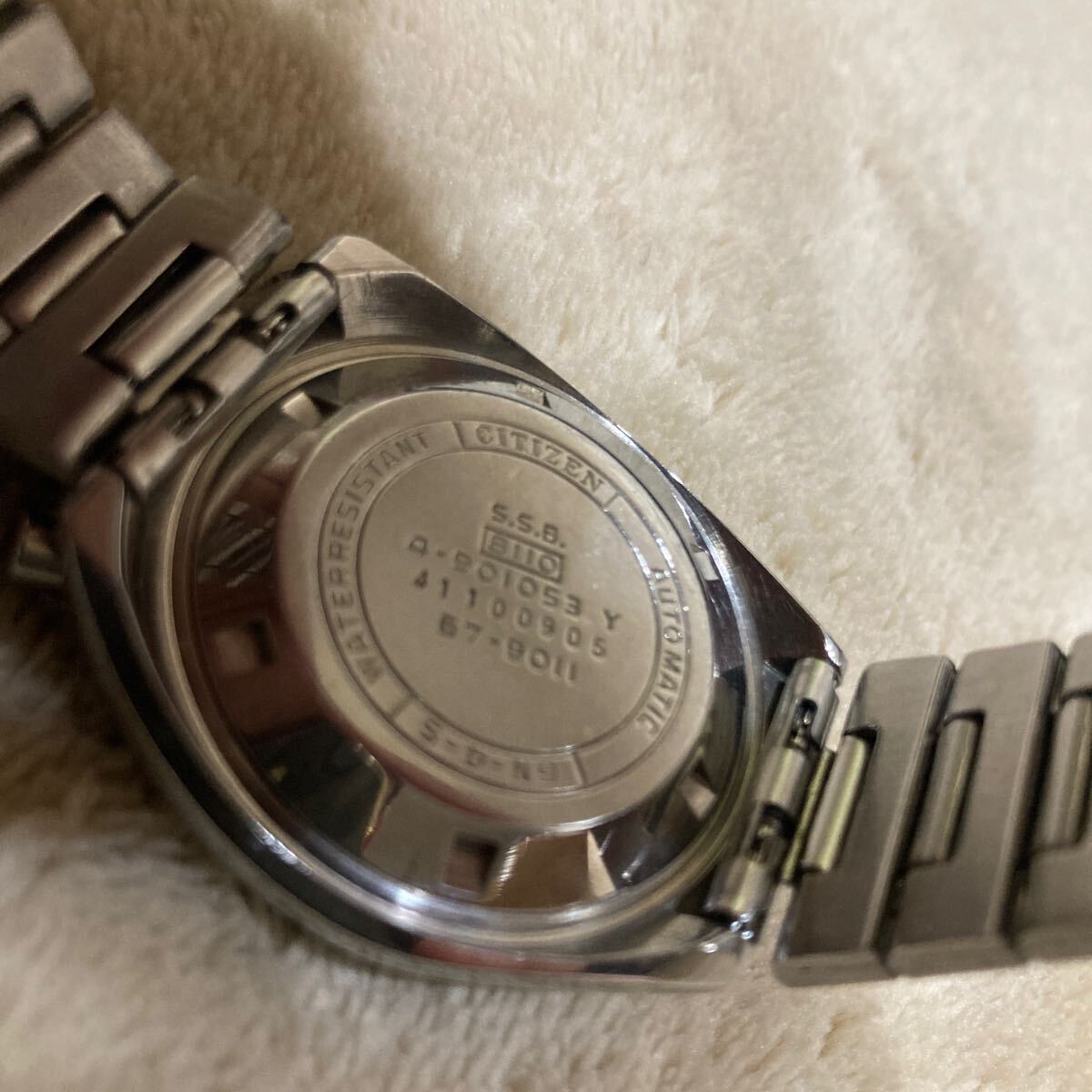 シチズン citizen チャレンジタイマー　cal8110 希少国内モデル 右目青彩色 ツノパンダ_画像3