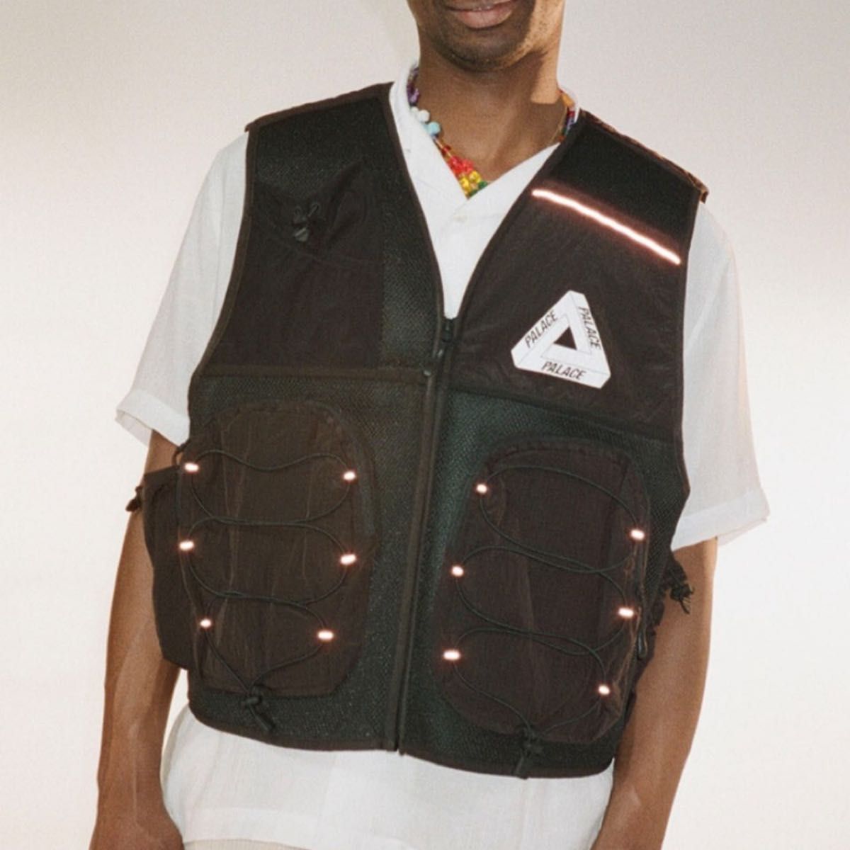 美品PALACE メッシュ ベスト 黒 PALACE SKATEBOARDSパレス 美品PALACE メッシュ ベスト 黒 PALACE SKATEBOARDSパレス