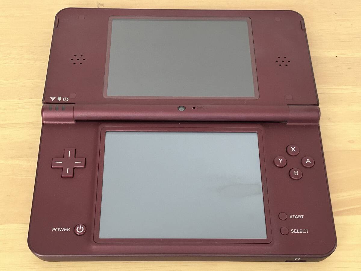  первый период . settled рабочее состояние подтверждено Nintendo DSi LL корпус только 