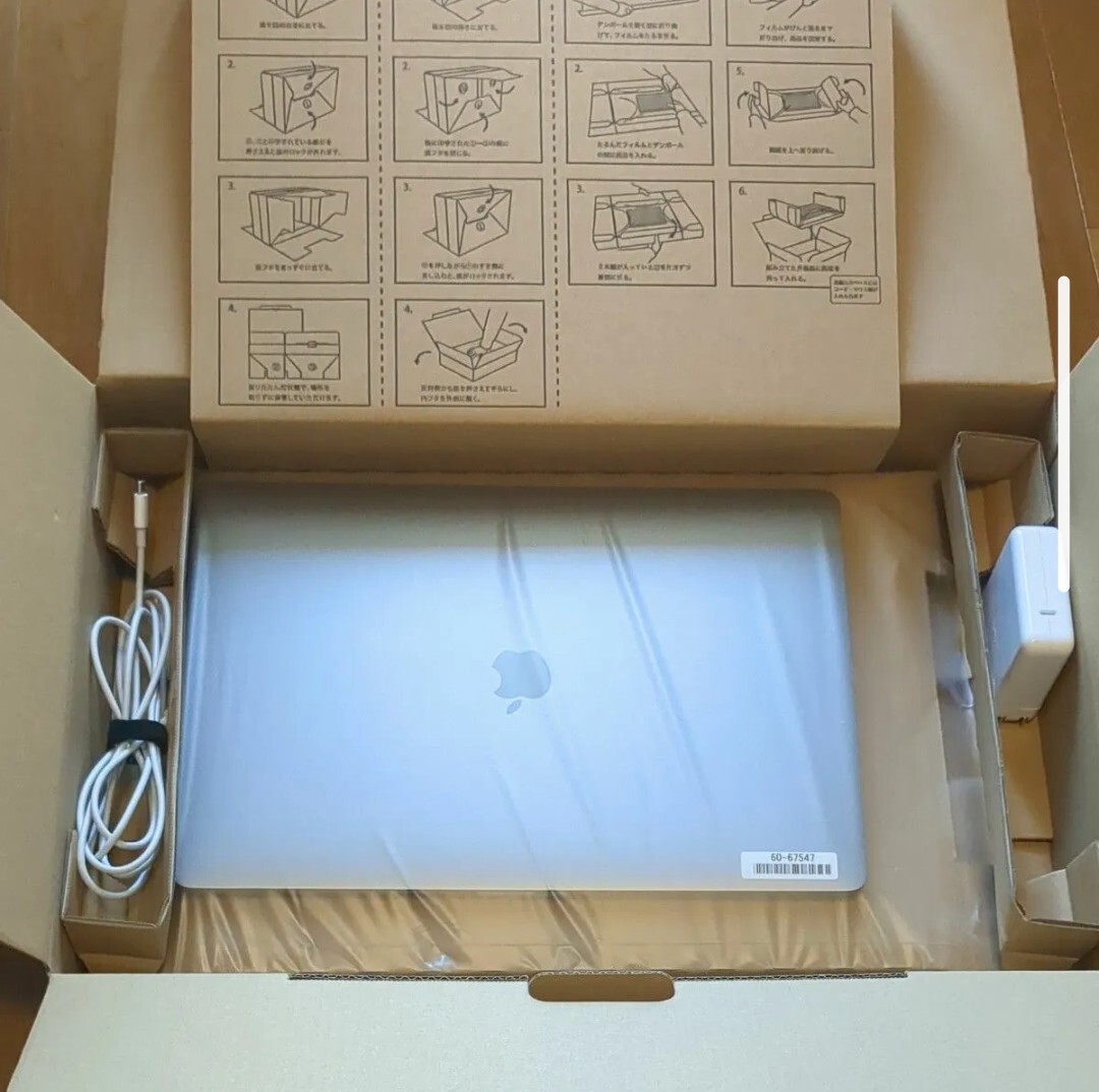 Apple MacBook Pro 16インチ Late 2019 USキーボード MVVJ2J/A Apple MacBook Pro 16インチ Late 2019 USキーボード MVVJ2J/A