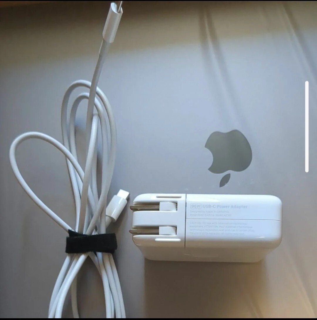 Apple MacBook Pro 16インチ Late 2019 USキーボード MVVJ2J/A Apple MacBook Pro 16インチ Late 2019 USキーボード MVVJ2J/A