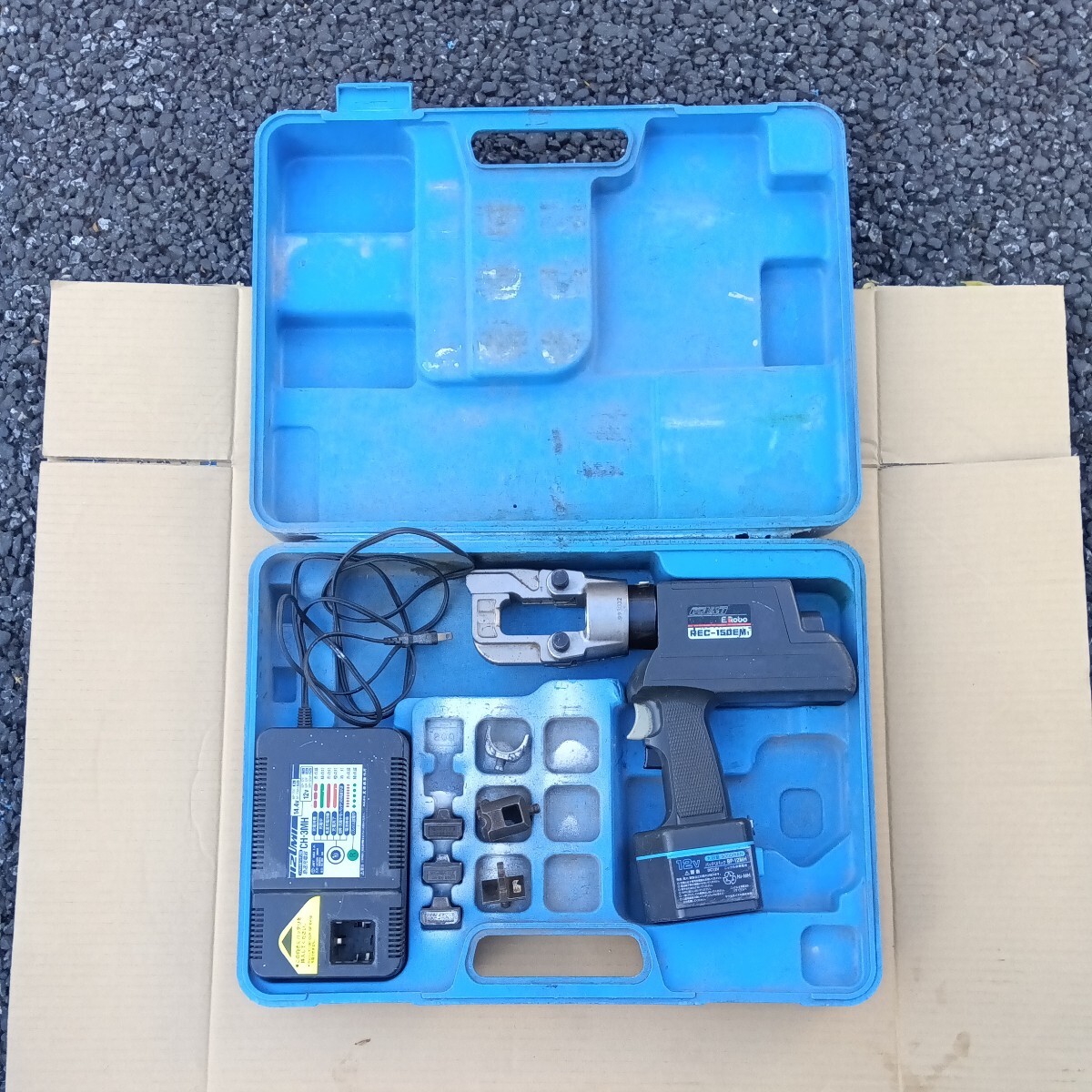 大特価！！！　★値下げ25000円★　REC-150EM1　IZUMI　泉精器　イズミ　圧着工具　油圧式多機能工具　バッテリー×1