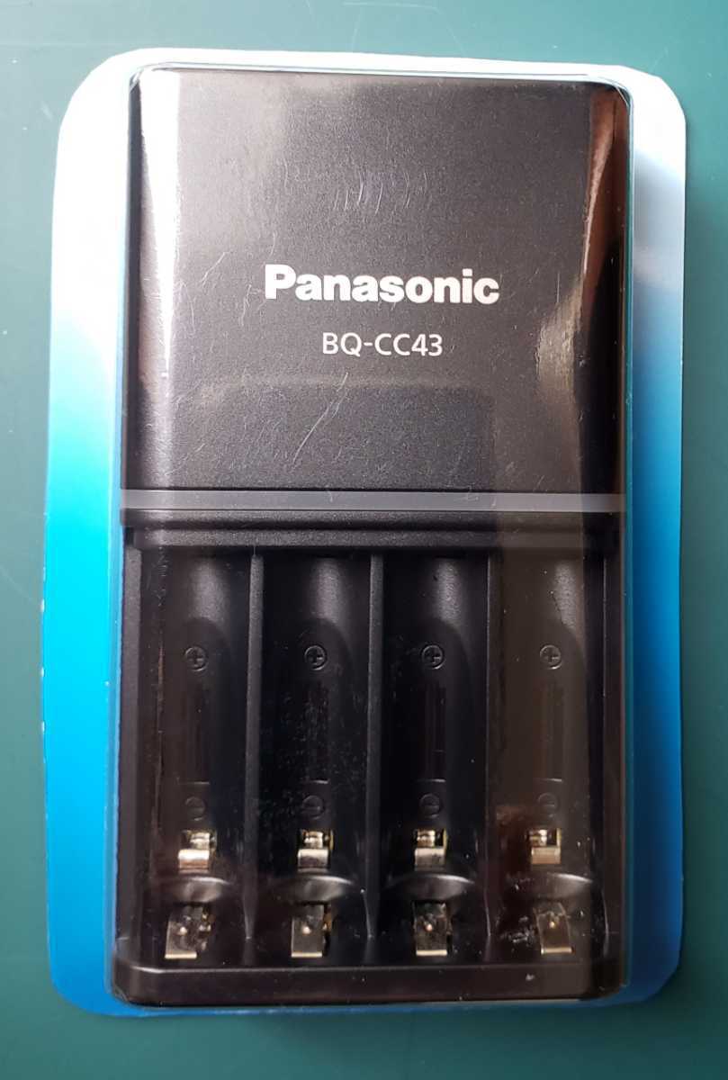 ★送料込み 新品未使用品 Panasonic eneloop 充電器 BQ-CC43 エネループ 説明書付き★_未開封の状態でお送りします。