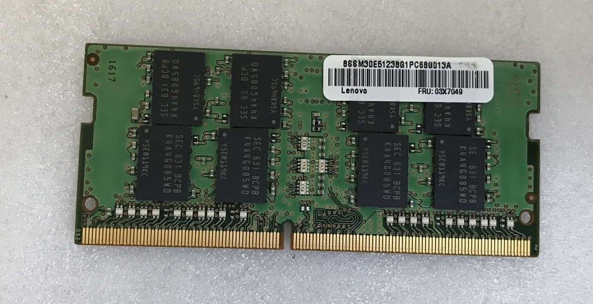 SAMSUNG PC4-2133P-SE0-10 8GB DDR4 ノートパソコン用メモリ PC4-17000 8GB 260ピン PC4-2133P 8GB DDR4 LAPTOP RAM_画像2
