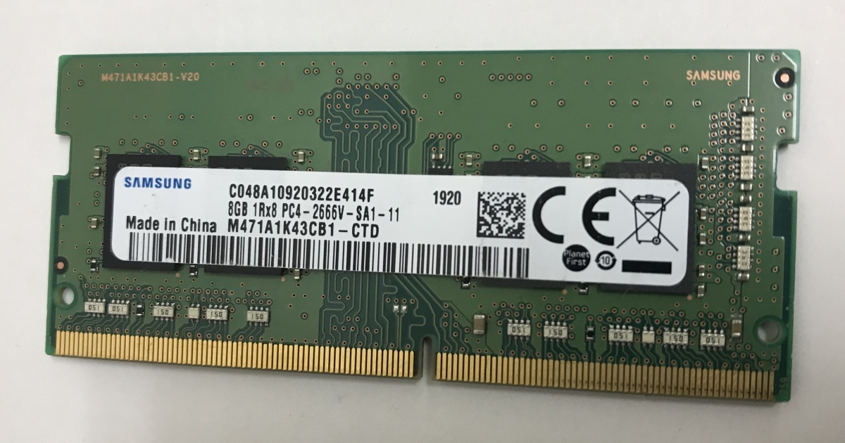 SAMSUNG PC4-2666V 8GB DDR4 ノートパソコン用メモリ PC4-21300 8GB 260ピン DDR4 LAPTOP RAM 中古 品動作品の画像1