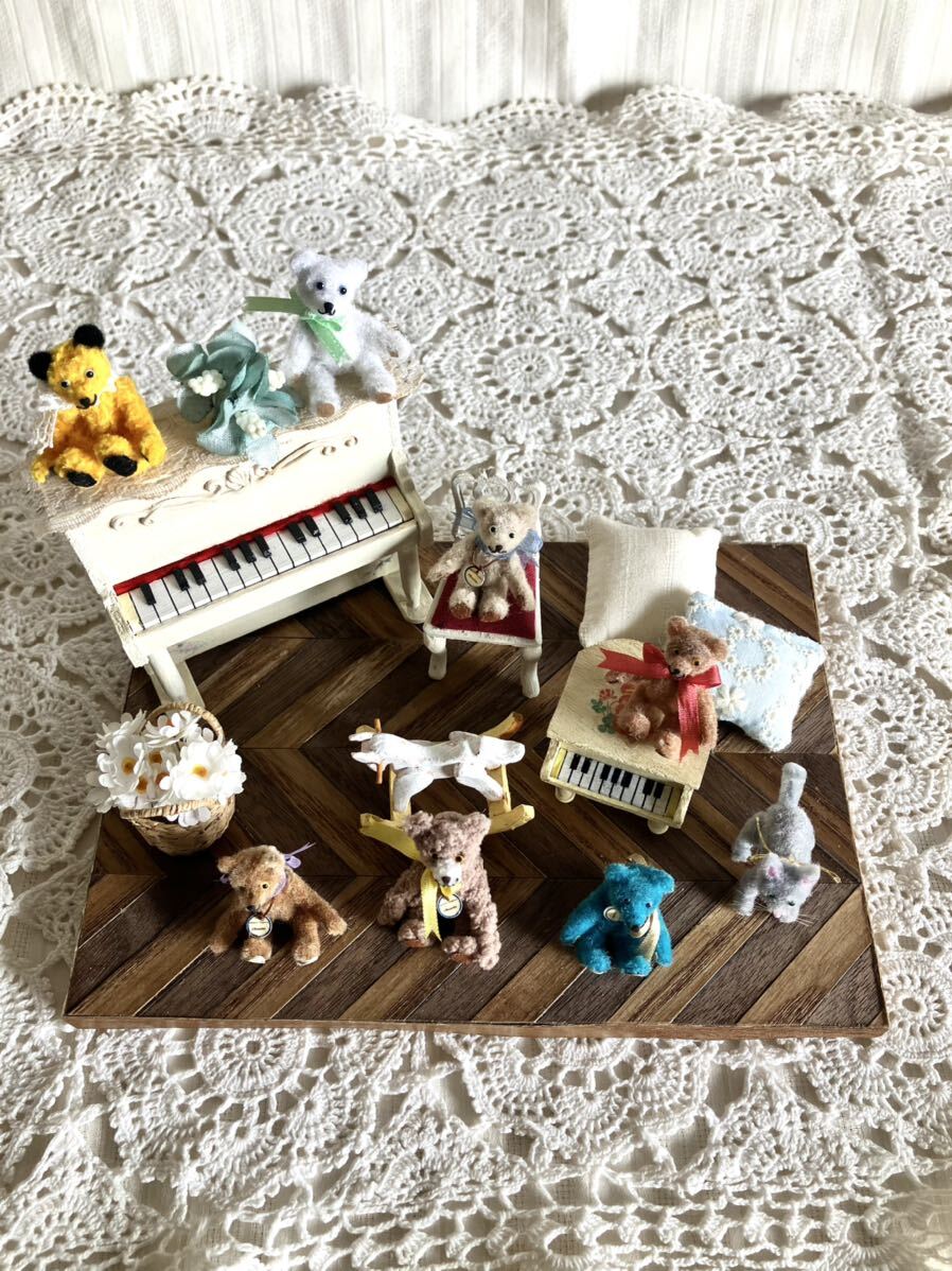 【Chouette】miniature teddybear 「テディベア＆ミニチュアトイピアノ」子供部屋 ハンドメイド  ドールハウスの画像3