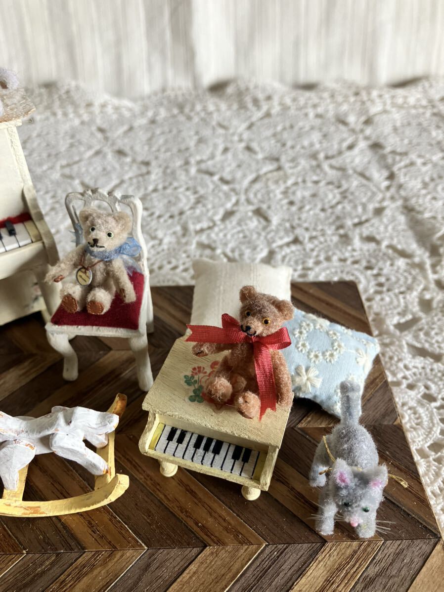 【Chouette】miniature teddybear 「テディベア＆ミニチュアトイピアノ」子供部屋 ハンドメイド  ドールハウスの画像5