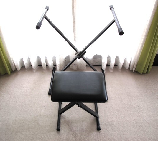 キーボードスタンド　＆　折りたたみ椅子　使用品_画像1
