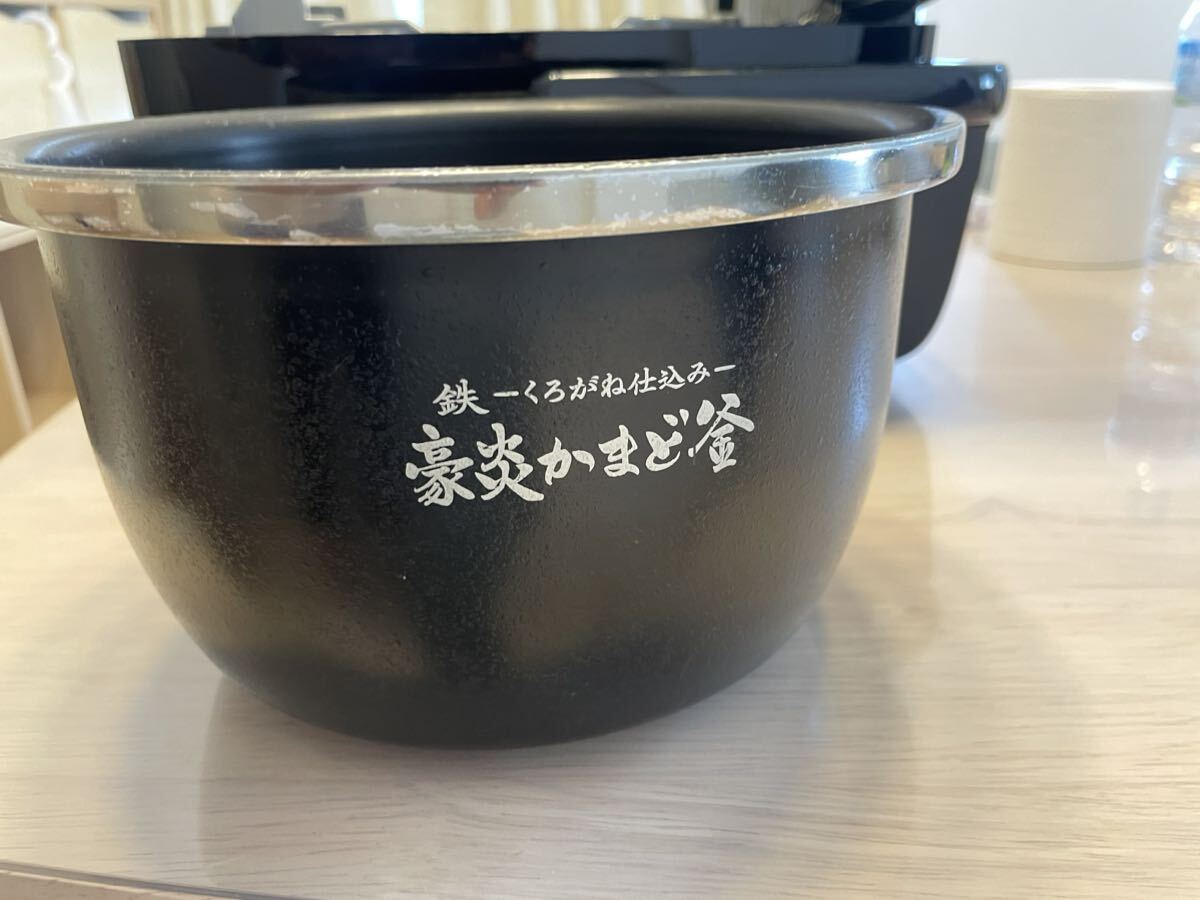 象印 ZOJIRUSHI 圧力IH炊飯ジャー NW-KA10 2018年製 5.5合炊きの画像9