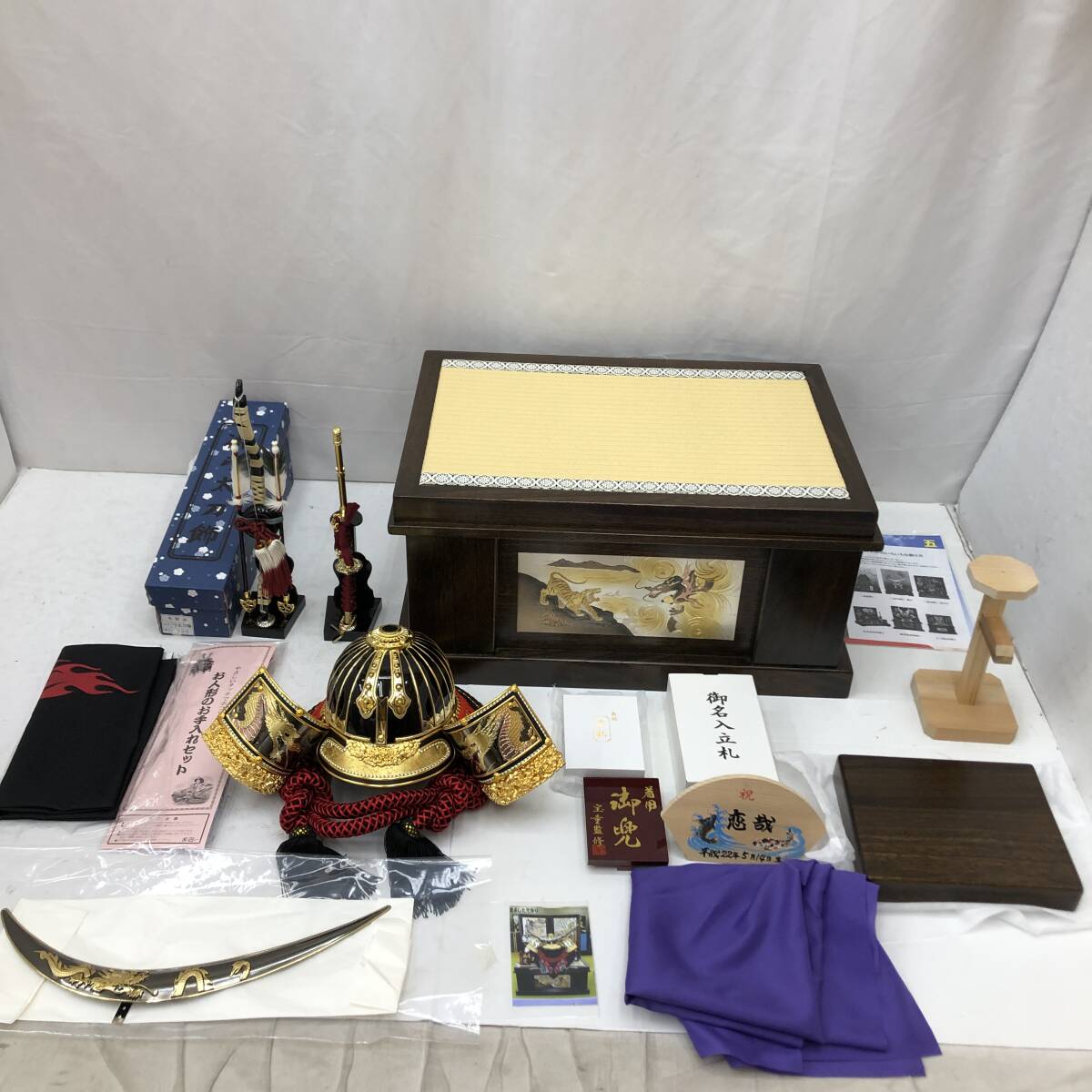 北斗金彫金着用兜 端午の節句 着用 兜平飾り 宝童監修 25号 現状品の画像1