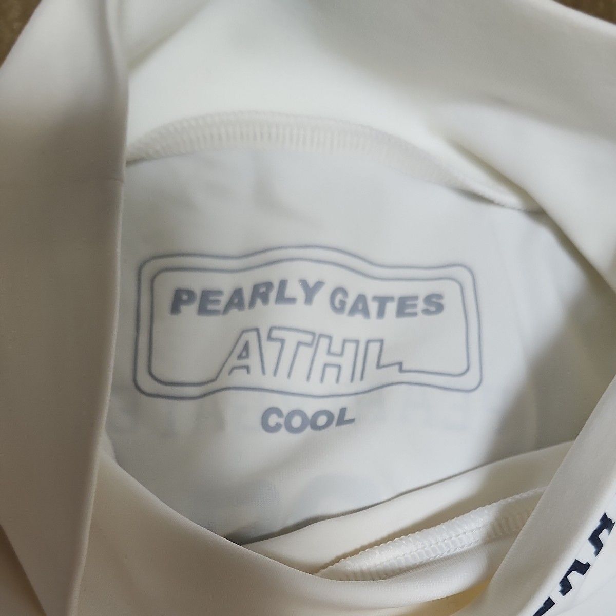 パーリーゲイツ　 ハイネック 長袖 インナー 白 シャツ　PEARLY GATES 