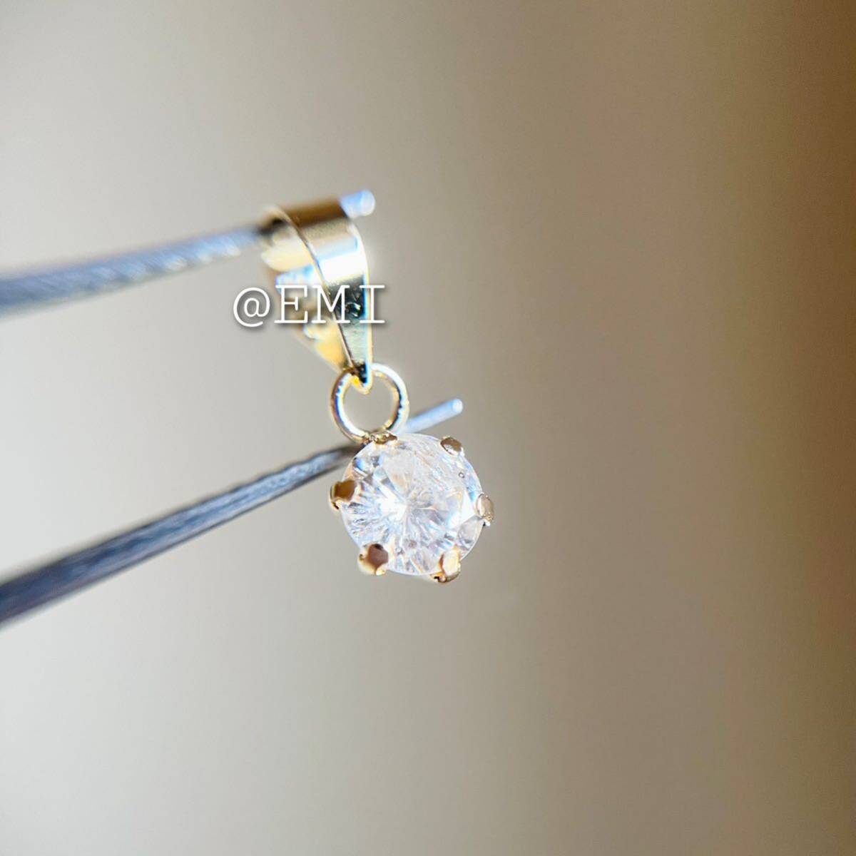 【SALE☆特価☆】K18 天然ダイヤモンド　0.25ctペンダントトップ　diamond_画像4