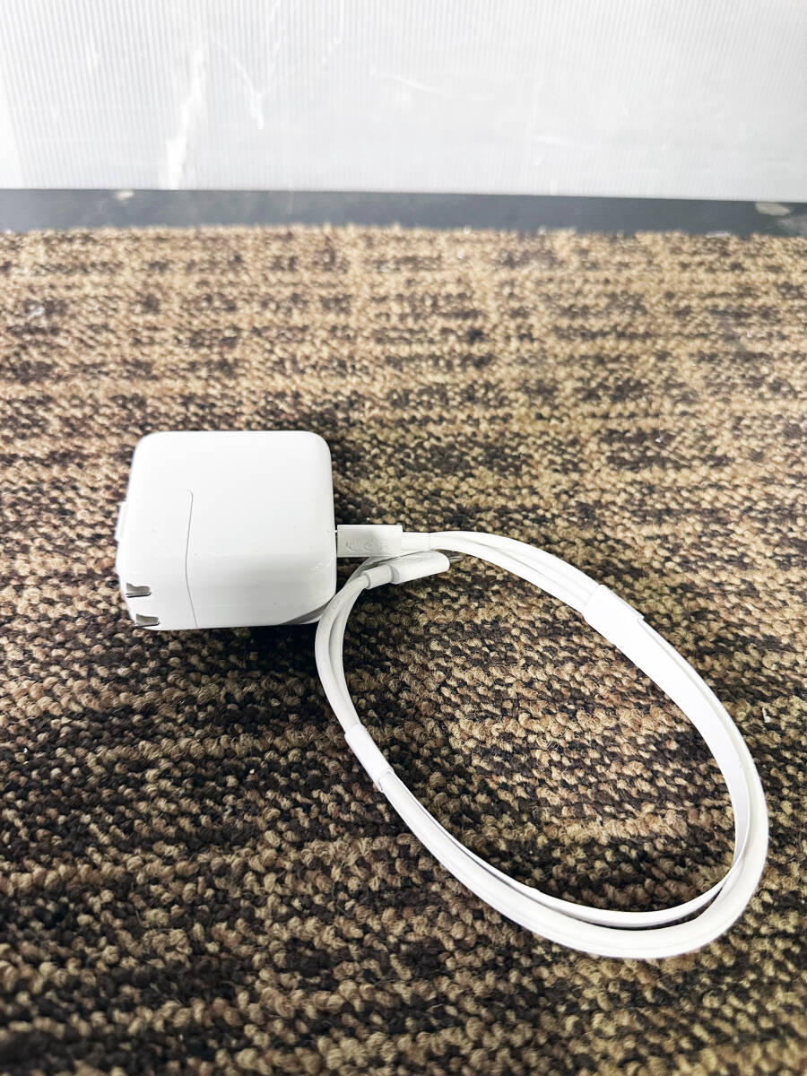 ◎★ 中古★Apple/アップル　純正　30W　USB　Type-C 　Power Adapter　 MacBook　ACアダプター【A1882】DCLO_画像2