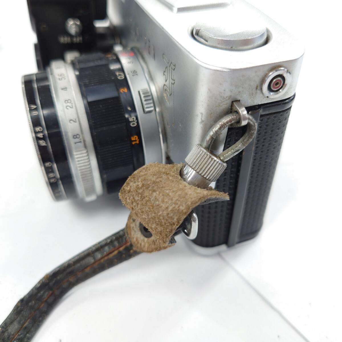 I1064 フィルムカメラ OLYMPUS PEN-F F.ZUIKO Auto-S 1:1.8 f=38mm オリンパス カメラ 中古 ジャンク品 訳あり_画像9