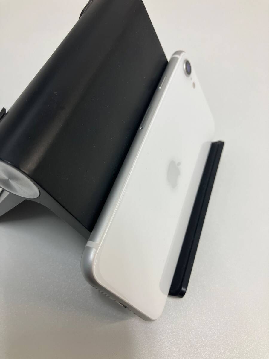 【SIM解除済み】iPhone SE2 / 第2世代 / 128G / 白 / 中古品 / 89%_画像9