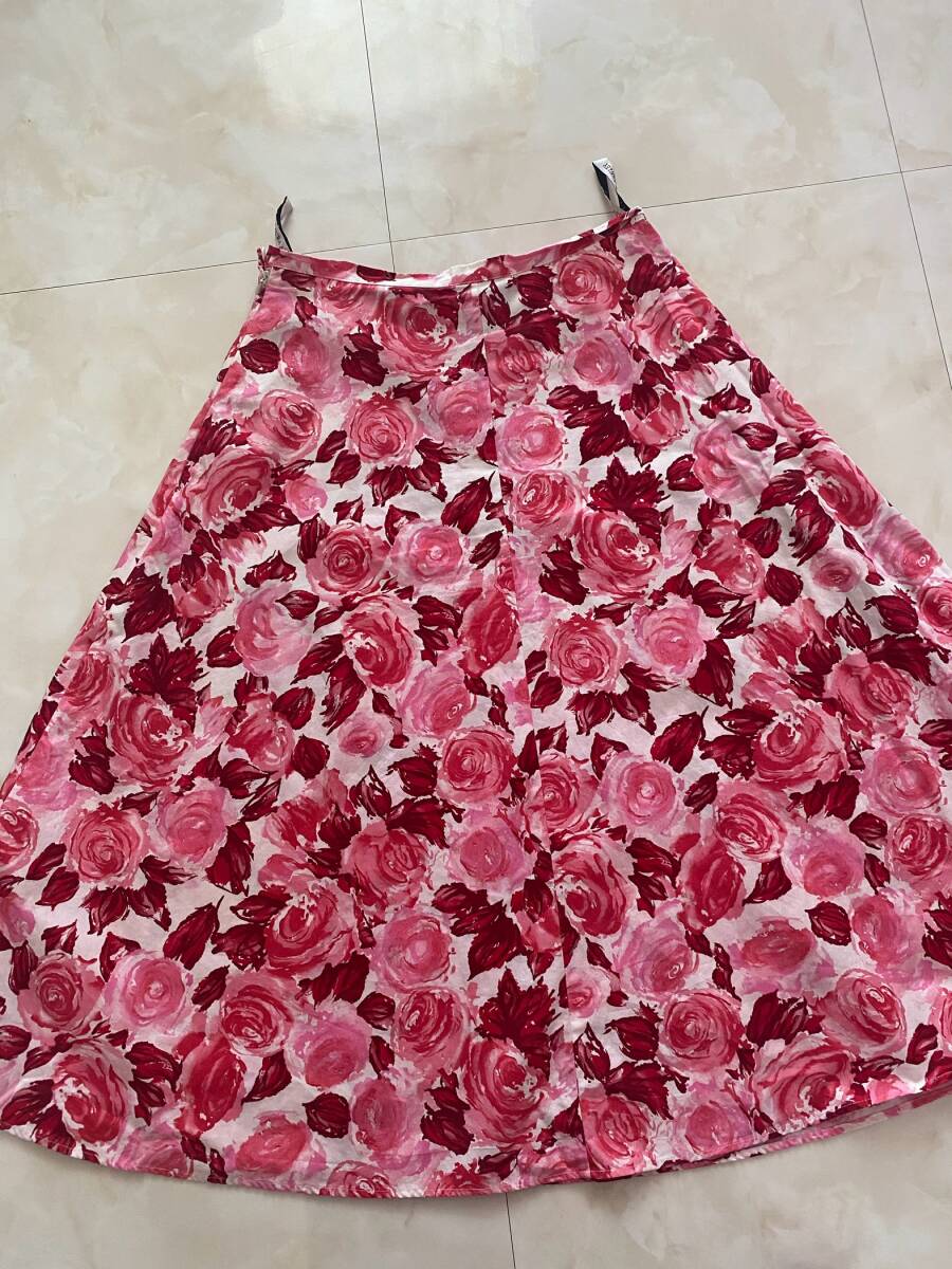 ローラアシュレイ お花スカートの画像1