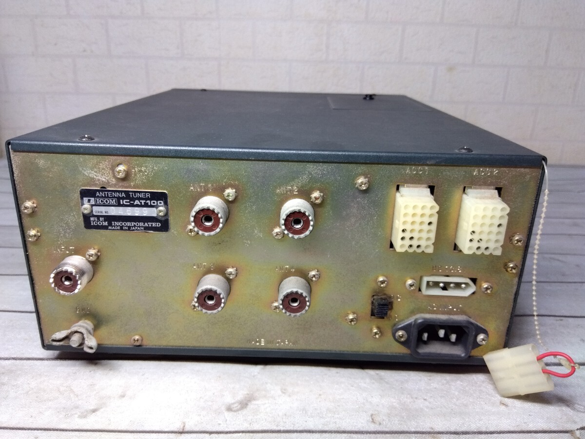596#ICOM antenna tuner IC-AT100 armature HF FULL AUTOMATIC ANTENNA TUNER Junk present condition goods 