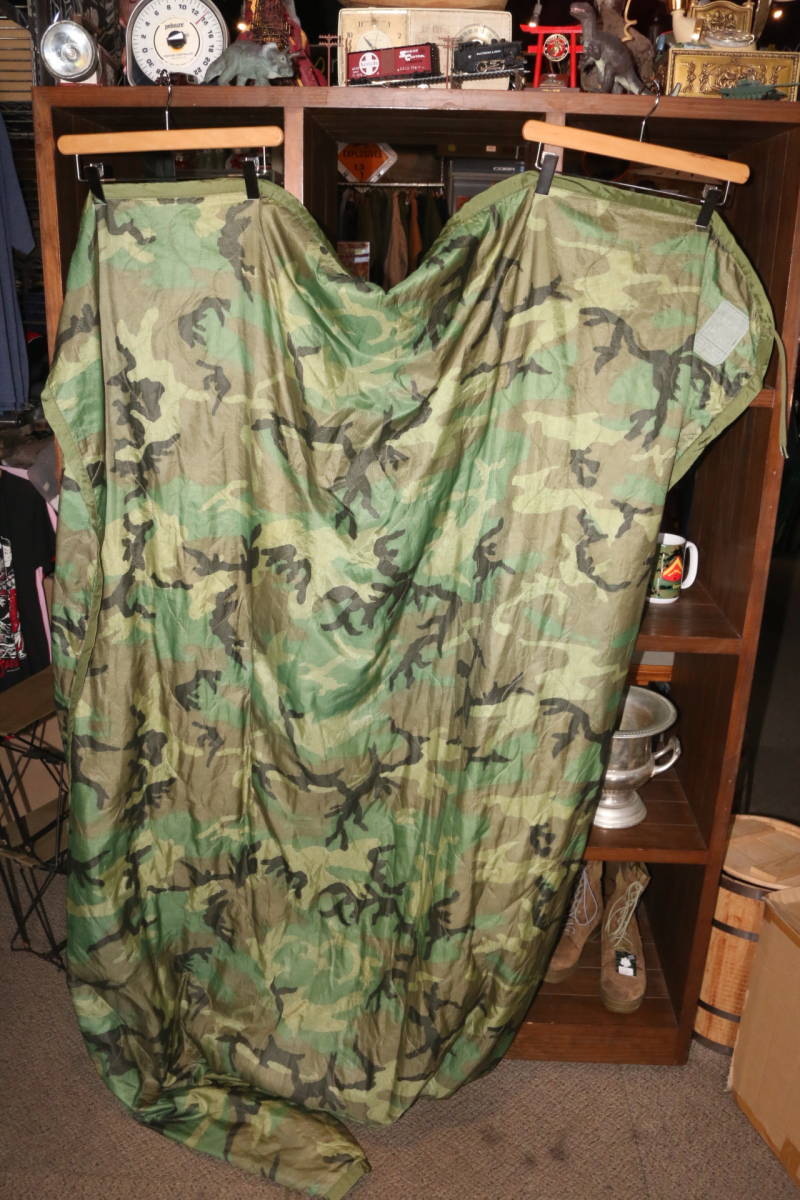 * outdoor goods fea* Okinawa the US armed forces the truth thing camouflage poncho liner finest quality goods camp outdoor usually use etc. .
