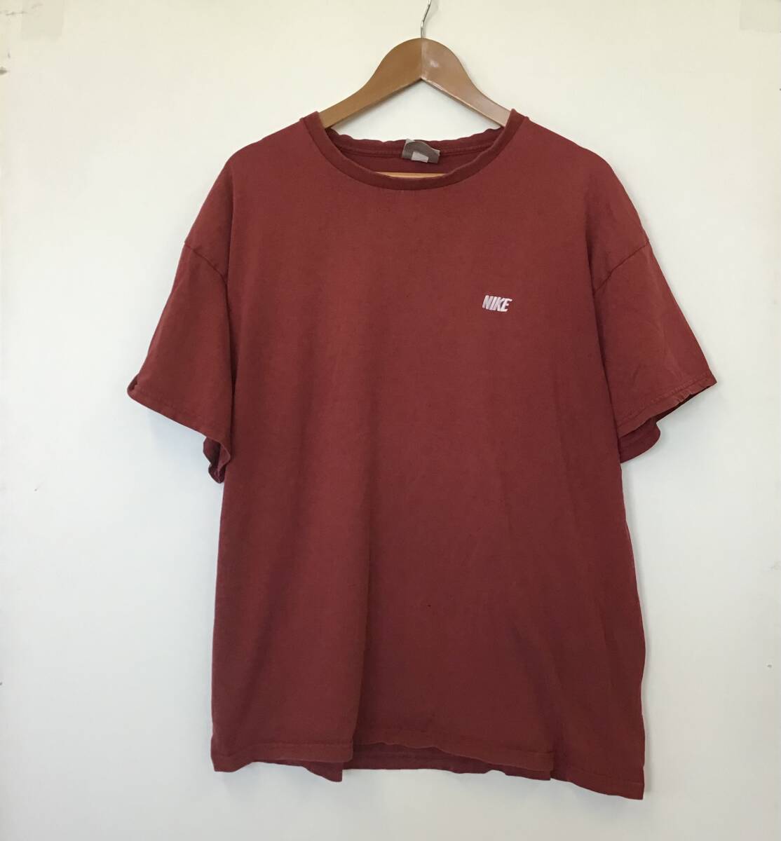 《 H 781》NIKE ナイキ 半袖Tシャツ ワンポイント スポーツ XL 赤 トップス 1円スタート アメリカ古着 古着卸_画像1