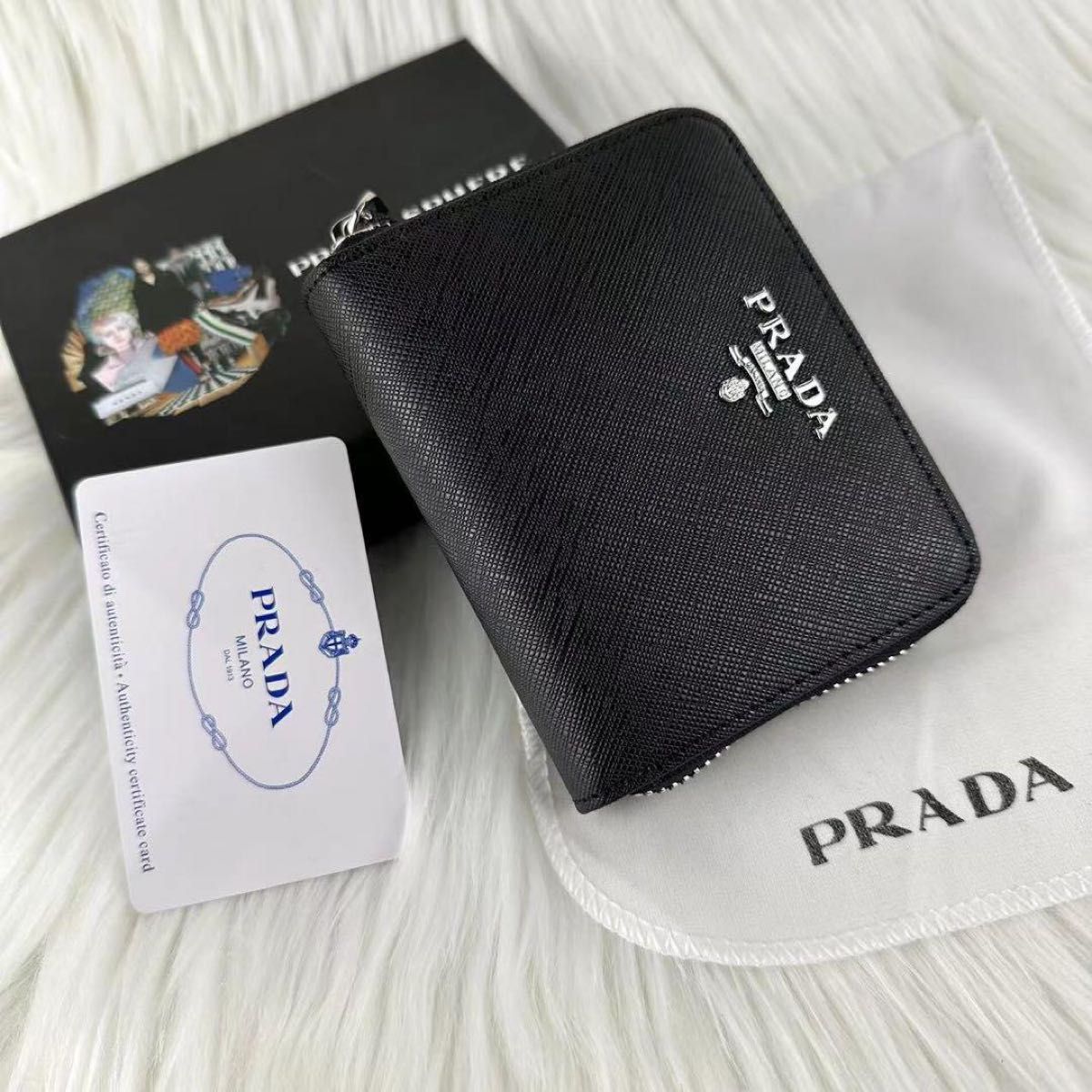 【極美品】最終価格！！PRADA サフィアーノ ブラック　コインケース　