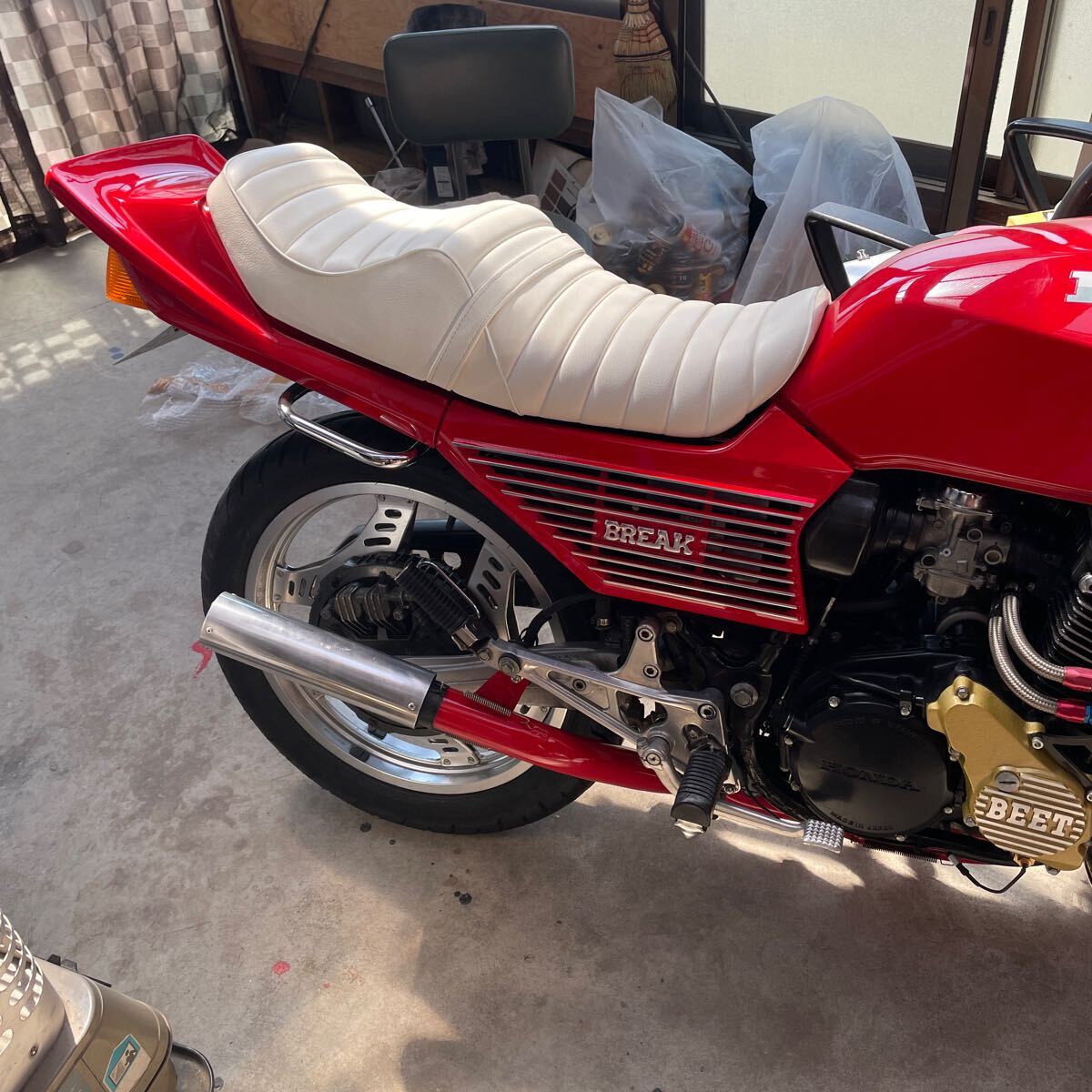 Yahoo!オークション - CBX400F CBX550F用タックロールシート Yahoo!オークション - CBX400F CBX550F用タックロールシート