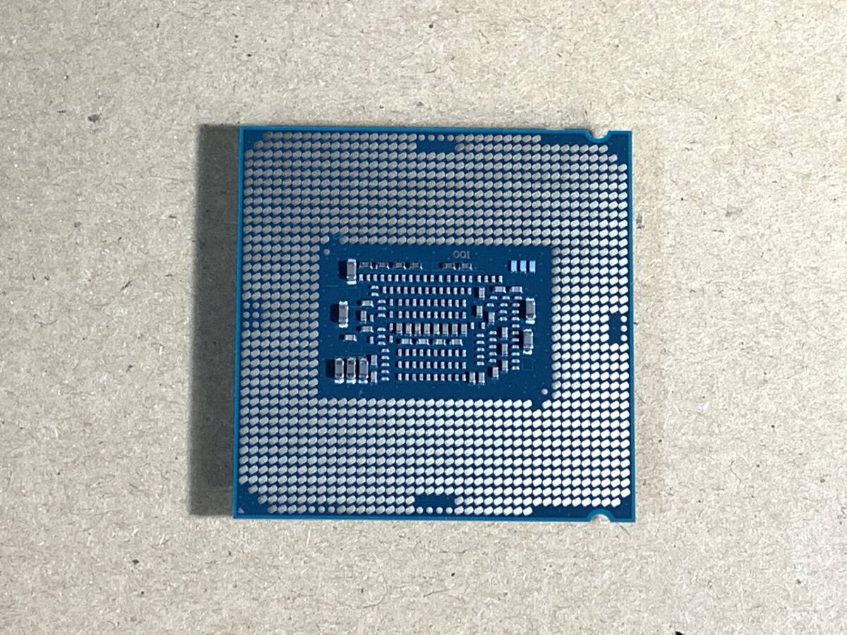 ★Intel Core i3-8100 3.60GHz SR3N5 LGA1151 第8世代 良品美品 インテル★送185ok★_画像3