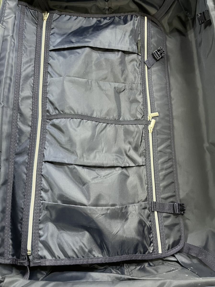スーツケース ブラック siffler シフレ　鍵なし　合成樹脂　約88L _画像5