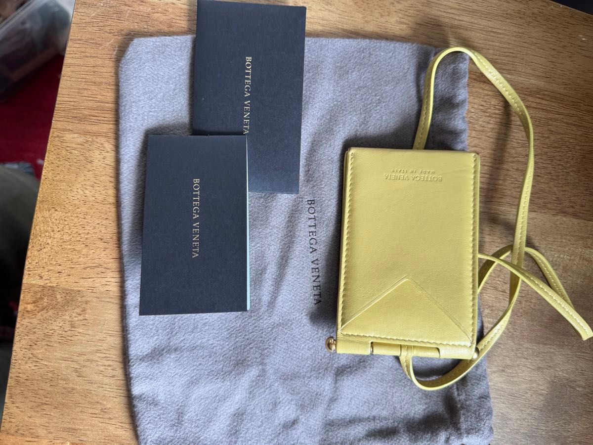 BOTTEGA VENETA ネックストラップ カードケース 美品 IDケース BOTTEGA VENETA ネックストラップ カードケース 美品 IDケース