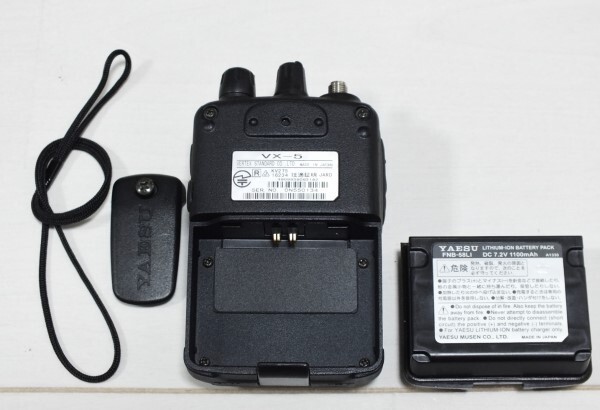 YAESU VX-5 50/144/430MHz トリプルバンド ハンディー機の画像5