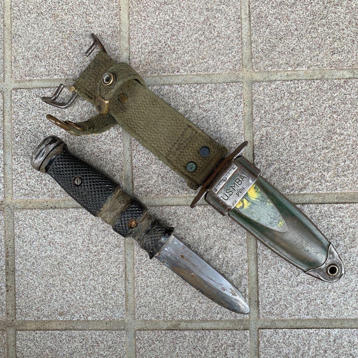  knife US M8A1 the US armed forces gun . total length 21cm sword blade approximately 9cm case attaching delivery goods present condition goods 