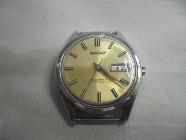 中古稼動品　SEIKO BUSINESS-A セイコー ビジネスエース 30石 8306-8020 自動巻き_画像1