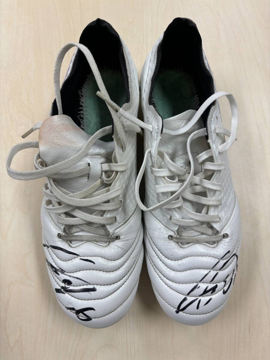 [ charity ] west .. futoshi ( Shimizu ) autographed spike 238