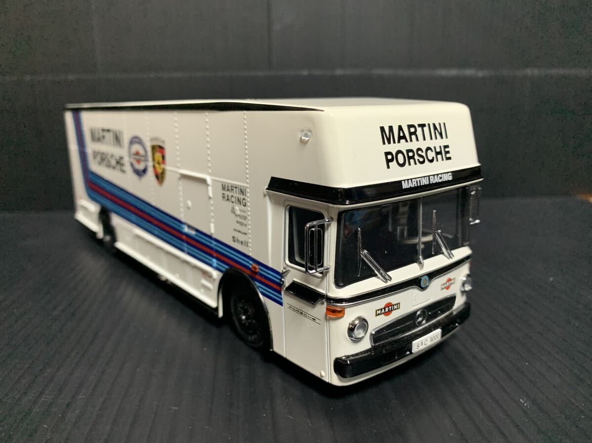 1/43 トランスポーター　メルセデス　ベンツ　トラック　MARTINI PORSCHE トランスポーター　　　　　エブロ　premium Classixx_画像7