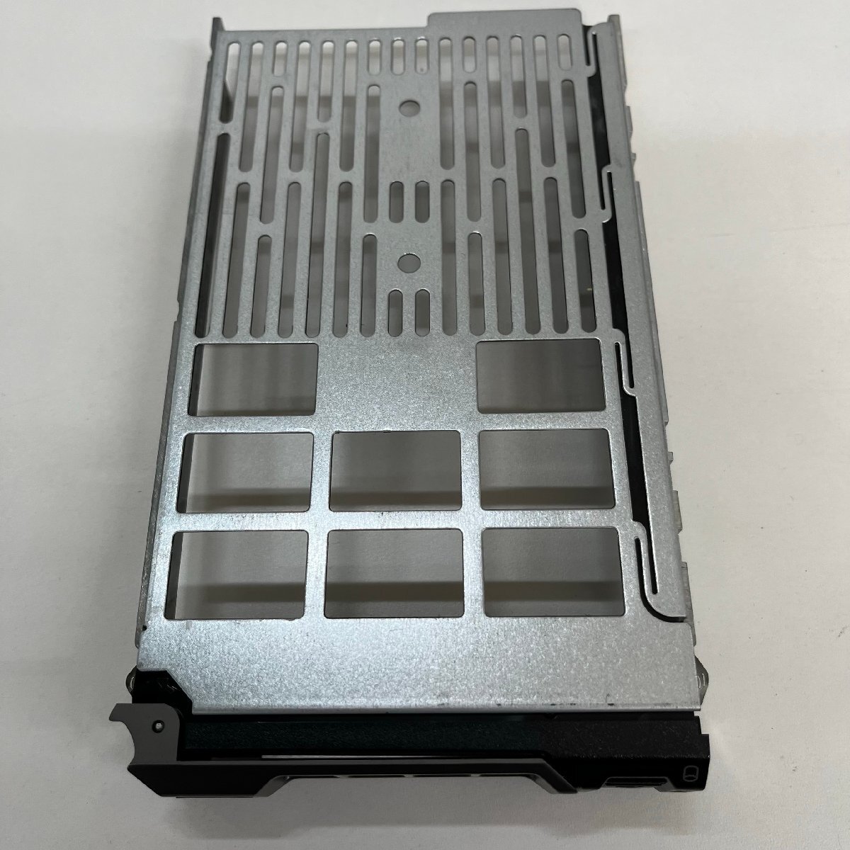 Dell PowerEdge для 3.5 дюймовый HDD Cade . tray (0X968D) * б/у товар * Q00009