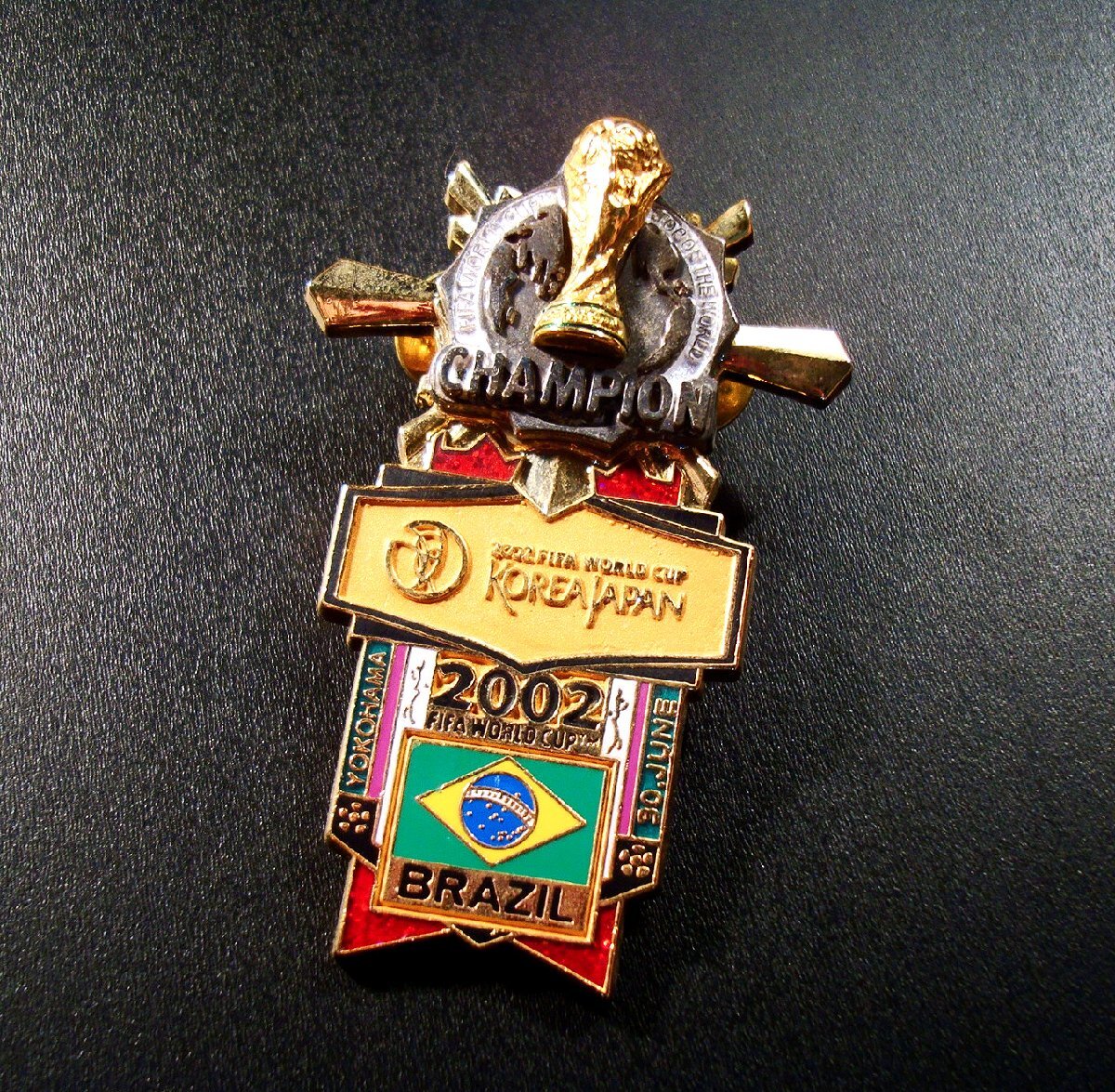 ■スポーツ　サッカー　ピンバッジ　20　/ 2002年 ワールドカップ チャンピオン　ブラジル_画像1