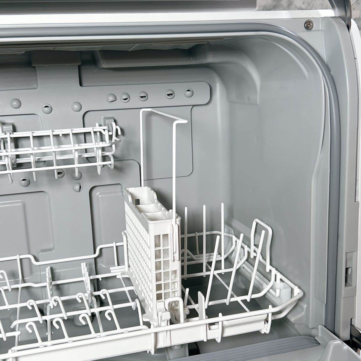 Panasonic 食器洗い乾燥機 NP-TSP1-W 2022年製
