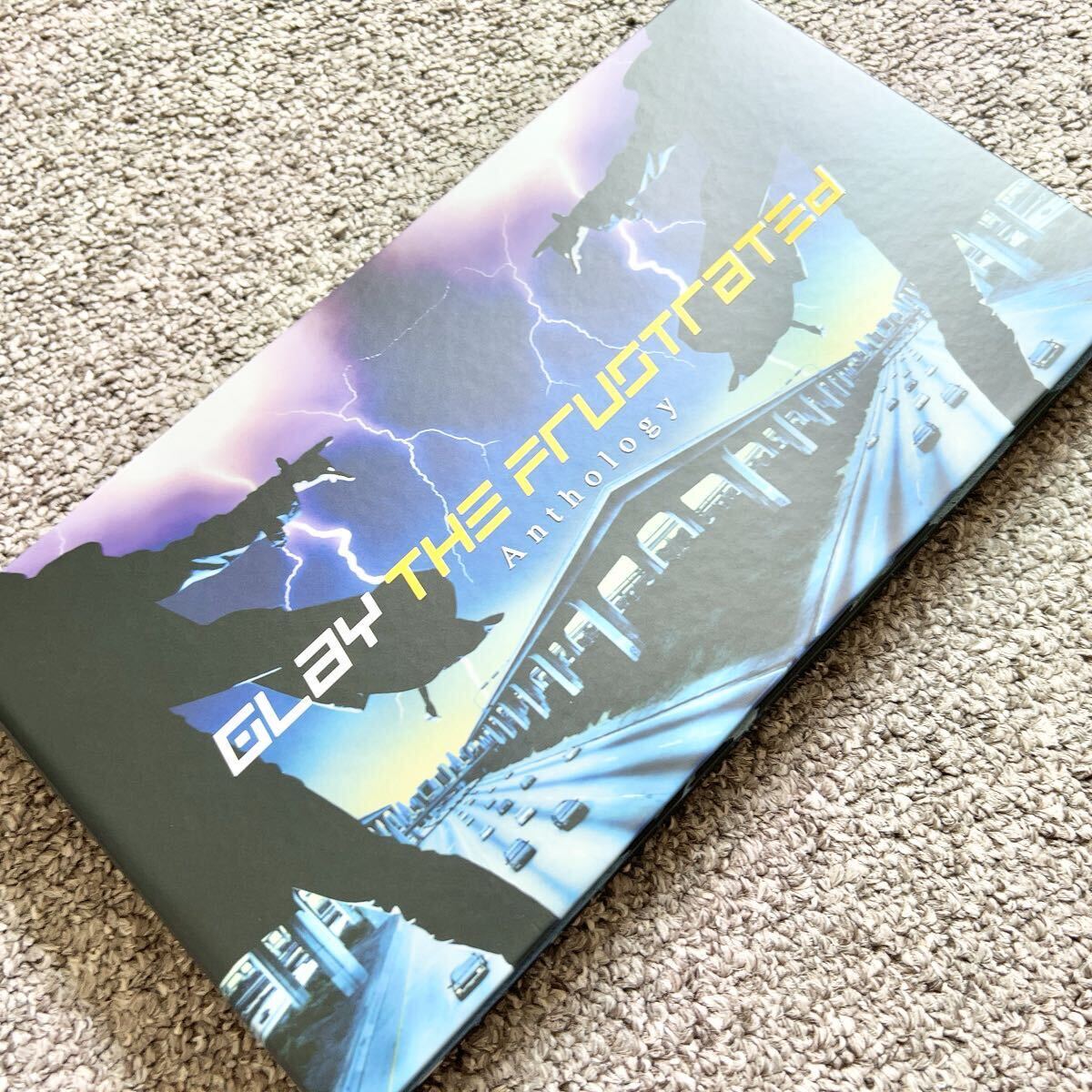 【極美中古】最新 GLAY 2CD+Blu-ray THE FRUSTRATED Anthology ブルーレイ　グレイ アンソロジー _画像7