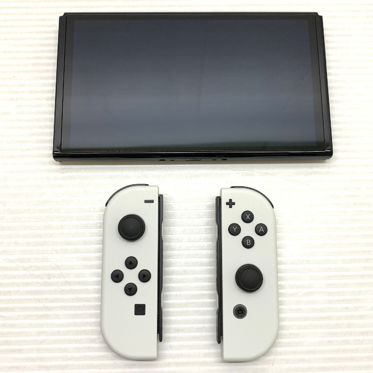 MIN【中古美品】 MSMG Nintendo Switch 有機ELモデル ホワイト HEG-S-KAAAA JPN 〈34-240512-CN-16-MIN〉_画像3