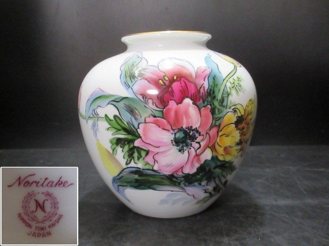 Noritake　日陶　NIPPON TOKI　KAISHA　手描き　花の図　S.Kimura　花瓶_画像1