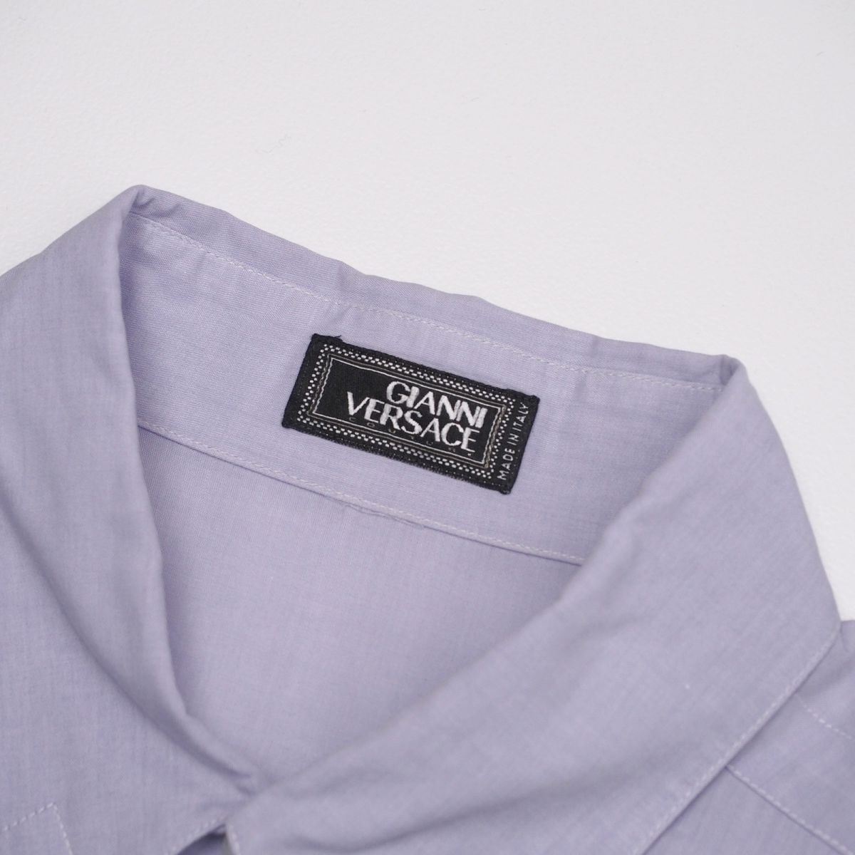 W1544* Italy made * Gianni Versace /GIANNI VERSACE* shell button * ratio wing ..* long sleeve * button down shirt / solid shirt * purple series * men's *54