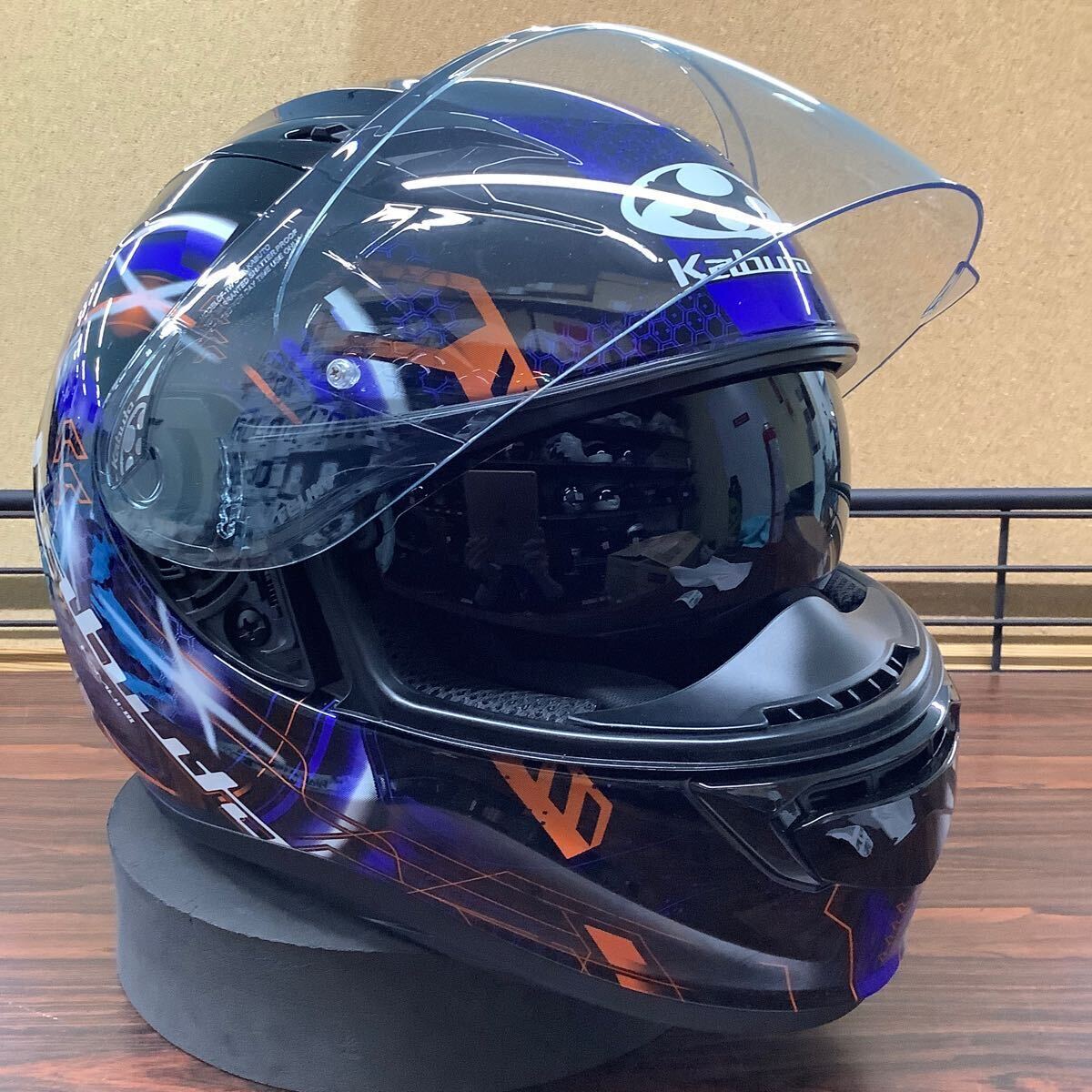 【中古品】美品　カブト KAMUI-3 カムイ3 フルフェイスヘルメット インナーバイザー付　Lサイズ_画像2