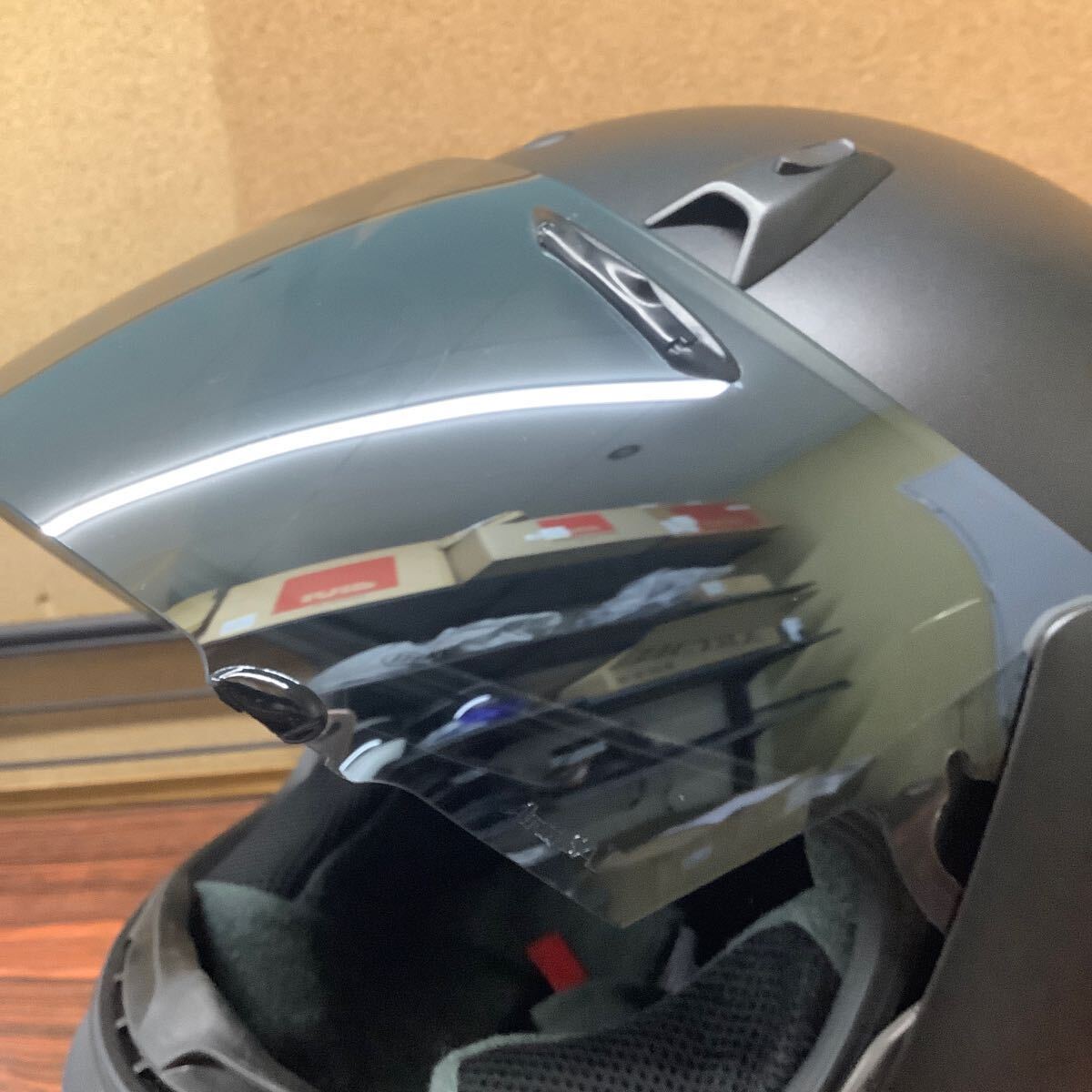 【中古品】美品 アライ フルフェイスヘルメット QUANTUM-J XLサイズ　Arai ヘルメット マットブラック _画像3