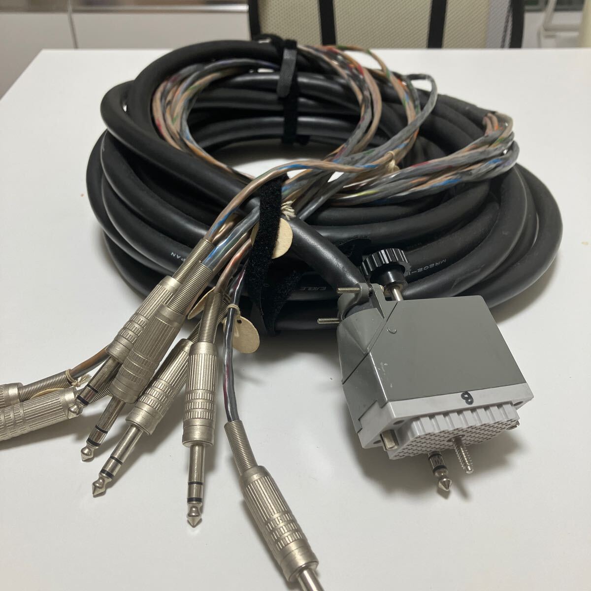 XLR コネクタ 4ピン (メス) → 4.4mm5極 L字 コネクタ 変換 XLR コネクタ 4ピン (メス) → 4.4mm5極 L字 コネクタ 変換