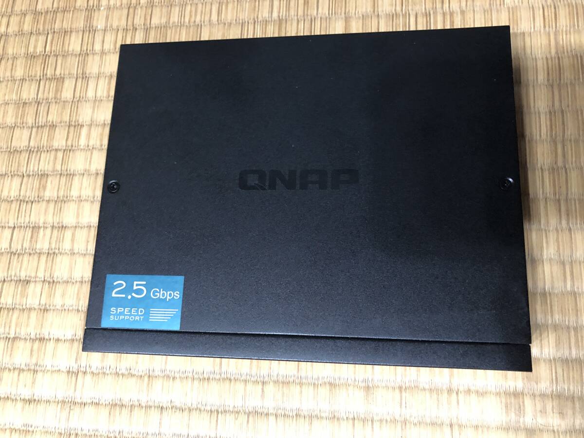 QNAP 5.. 2.5GbE port . equiped switch QSW-1105-5T Junk 